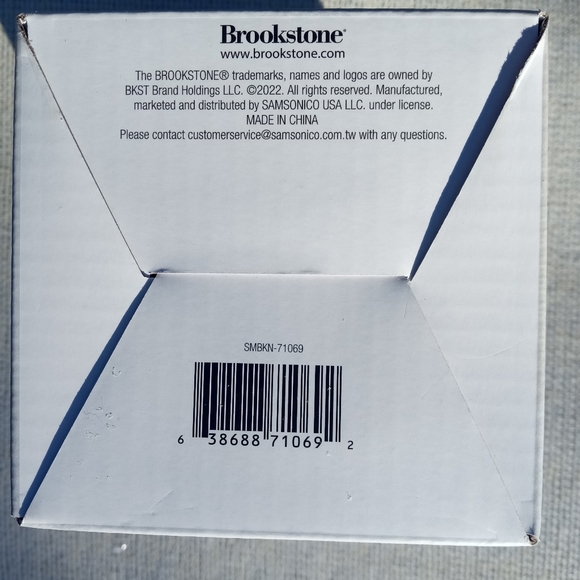 NIB Brookstone 2-pc Golf Ball Ice Molds - Picture 4 of 5
